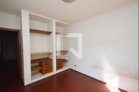 Casa à venda com 220m², 3 quartos e 4 vagasQuarto 1