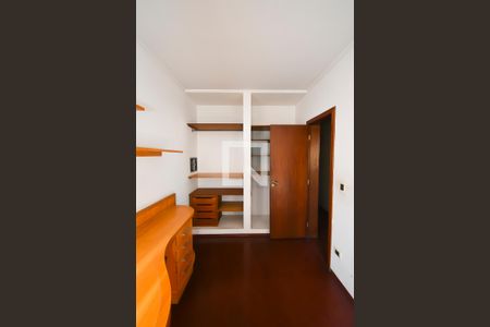 Casa à venda com 220m², 3 quartos e 4 vagasQuarto 2