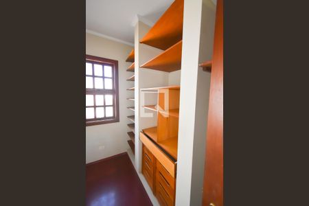 Casa à venda com 220m², 3 quartos e 4 vagasCloset da Suíte