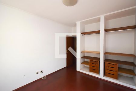 Casa à venda com 220m², 3 quartos e 4 vagasQuarto 1