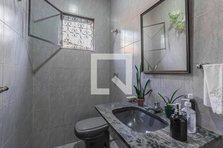 Casa à venda com 170m², 3 quartos e 6 vagasLavabo