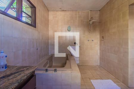 Casa à venda com 170m², 3 quartos e 6 vagasBanheiro da Suíte