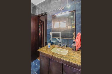 Casa à venda com 170m², 3 quartos e 6 vagasBanheiro Social