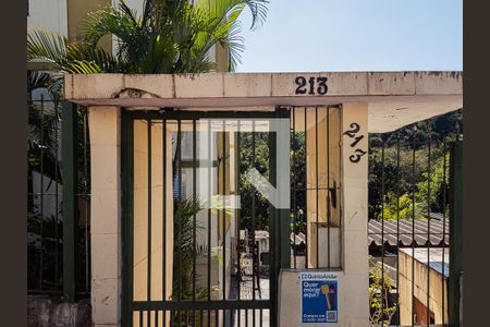 Apartamento à venda com 49m², 2 quartos e 1 vaga Apartamento à venda com 49m², 2 quartos e 1 vagaFachada