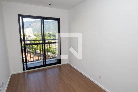 Sala de apartamento para alugar com 1 quarto, 34m² em Jacarepaguá, Rio de Janeiro