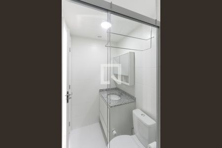 Apartamento para alugar com 50m², 2 quartos e 1 vaga Apartamento para alugar com 50m², 2 quartos e 1 vagaBanheiro