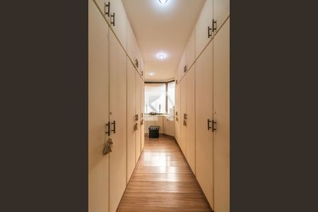 Apartamento à venda com 332m², 4 quartos e 3 vagasSuíte 1