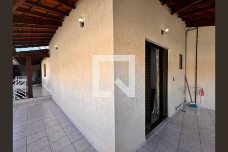 Casa à venda com 199m², 3 quartos e 3 vagasVaranda 