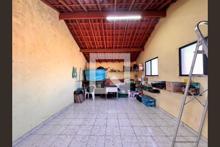 Casa à venda com 199m², 3 quartos e 3 vagasQuarto de Serviço