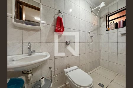 Casa à venda com 199m², 3 quartos e 3 vagasBanheiro da suíte 1