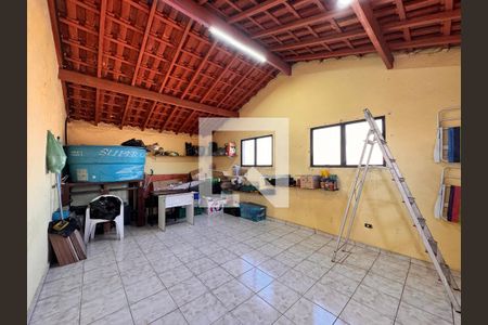 Casa à venda com 199m², 3 quartos e 3 vagasQuarto de Serviço