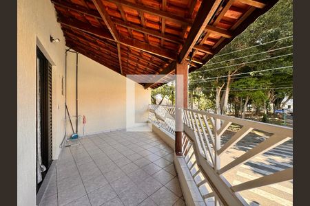 Casa à venda com 199m², 3 quartos e 3 vagasVaranda