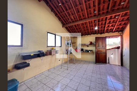 Casa à venda com 199m², 3 quartos e 3 vagasQuarto de Serviço