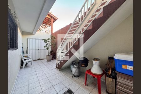 Casa à venda com 199m², 3 quartos e 3 vagasQuintal 