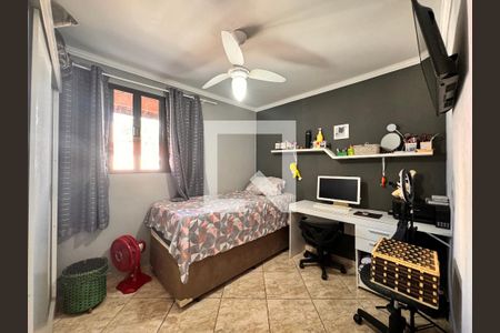 Casa à venda com 199m², 3 quartos e 3 vagasSuíte 2