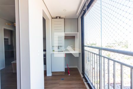 Varanda  de apartamento para alugar com 2 quartos, 47m² em Presidente Altino, Osasco