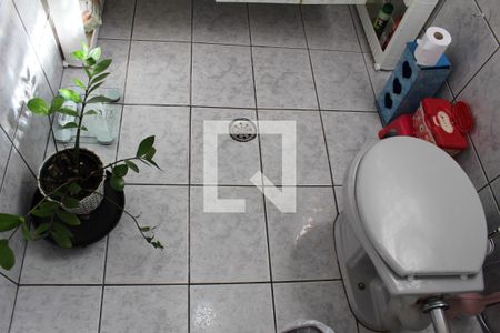 Casa à venda com 250m², 5 quartos e 2 vagasBanheiro 2