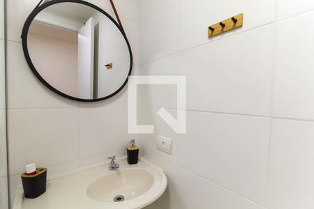 Banheiro de apartamento para alugar com 1 quarto, 32m² em Vila Independencia, São Paulo