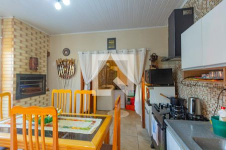 Casa à venda com 75m², 2 quartos e 2 vagas Casa à venda com 75m², 2 quartos e 2 vagasCozinha