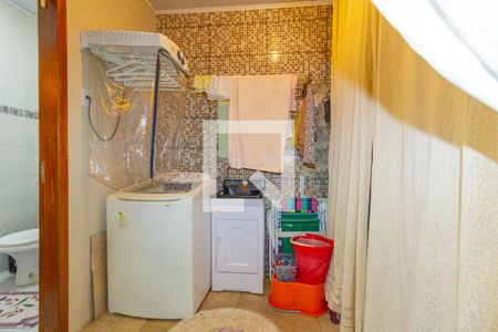 Casa à venda com 75m², 2 quartos e 2 vagas Casa à venda com 75m², 2 quartos e 2 vagasÁrea de Serviço