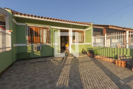 Casa à venda com 75m², 2 quartos e 2 vagas Casa à venda com 75m², 2 quartos e 2 vagasGaragem