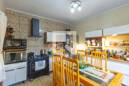 Casa à venda com 75m², 2 quartos e 2 vagas Casa à venda com 75m², 2 quartos e 2 vagasCozinha