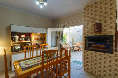 Casa à venda com 75m², 2 quartos e 2 vagas Casa à venda com 75m², 2 quartos e 2 vagasCozinha