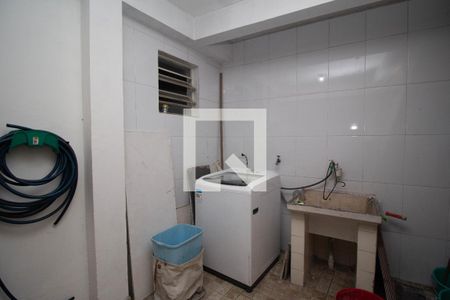 Casa à venda com 140m², 4 quartos e 3 vagasÁrea de Serviço