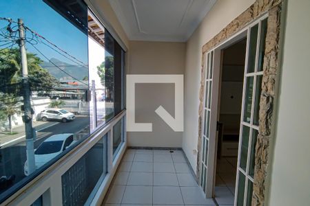 Casa de condomínio à venda com 160m², 3 quartos e 2 vagasquarto 3 - suite