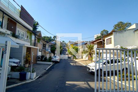 Casa de condomínio à venda com 160m², 3 quartos e 2 vagasfachada condominio