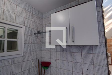 Casa de condomínio à venda com 160m², 3 quartos e 2 vagaslazer e area de serviço