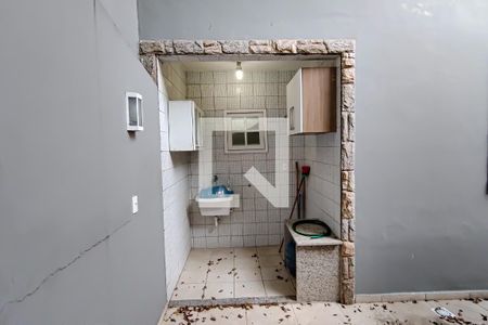 Casa de condomínio à venda com 160m², 3 quartos e 2 vagaslazer e area de serviço