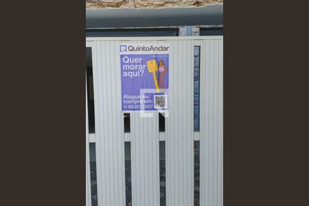 Casa de condomínio à venda com 160m², 3 quartos e 2 vagasplaquinha