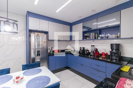 Cozinha de casa de condomínio para alugar com 2 quartos, 120m² em São Pedro, Osasco