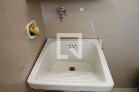 Apartamento à venda com 80m², 3 quartos e sem vagaÁrea de Serviço