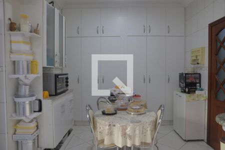 Casa à venda com 350m², 5 quartos e 2 vagasCozinha