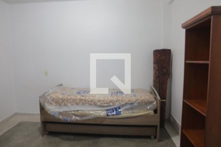 Casa à venda com 350m², 5 quartos e 2 vagasQuarto de Serviço