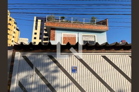 Casa à venda com 350m², 5 quartos e 2 vagasFachada