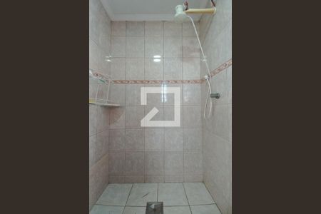 Casa à venda com 170m², 4 quartos e 4 vagas Casa à venda com 170m², 4 quartos e 4 vagasBanheiro de Serviço