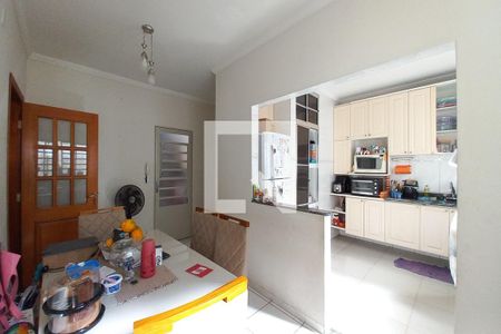 Casa à venda com 170m², 4 quartos e 4 vagas Casa à venda com 170m², 4 quartos e 4 vagasCopa