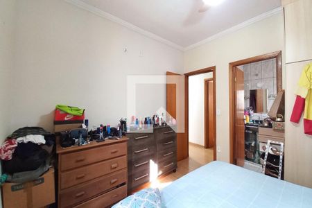 Casa à venda com 170m², 4 quartos e 4 vagas Casa à venda com 170m², 4 quartos e 4 vagasQuarto 3 - Suíte