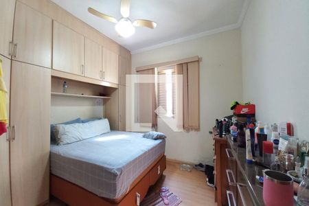 Casa à venda com 170m², 4 quartos e 4 vagas Casa à venda com 170m², 4 quartos e 4 vagasQuarto 3 - Suíte