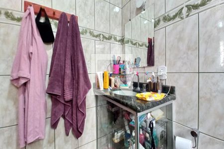 Casa à venda com 170m², 4 quartos e 4 vagas Casa à venda com 170m², 4 quartos e 4 vagasBanheiro da Suíte