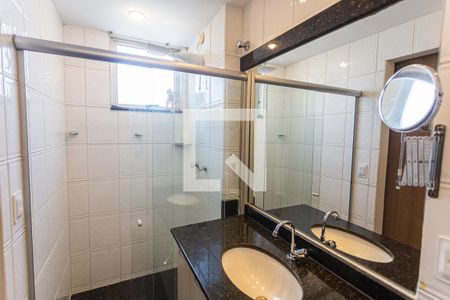 Apartamento para alugar com 200m², 4 quartos e 3 vagasBanheiro da Suíte