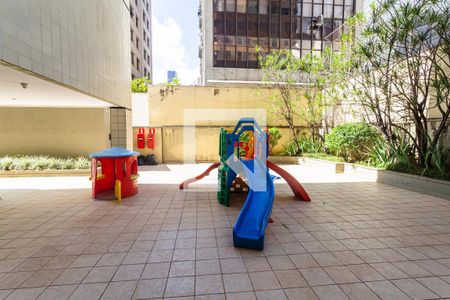 Apartamento para alugar com 200m², 4 quartos e 3 vagasPlayground