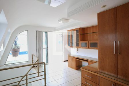 Sala 1 de apartamento para alugar com 4 quartos, 200m² em Funcionários, Belo Horizonte