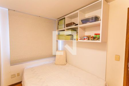 Apartamento para alugar com 200m², 4 quartos e 3 vagasQuarto 2