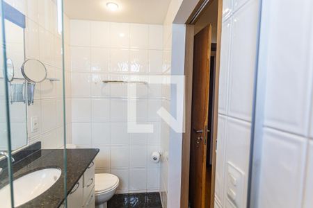 Apartamento para alugar com 200m², 4 quartos e 3 vagasBanheiro da Suíte