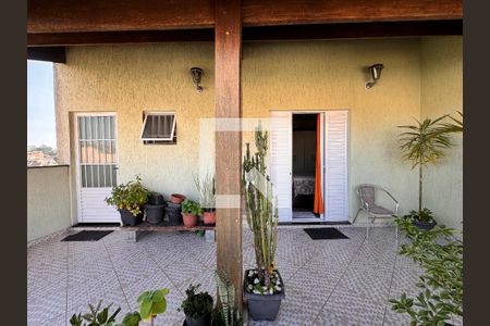 Casa à venda com 270m², 3 quartos e 2 vagasVaranda