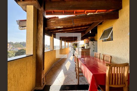 Casa à venda com 270m², 3 quartos e 2 vagasVaranda gourmet